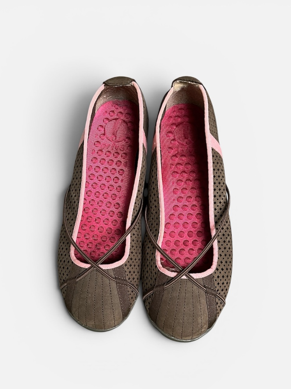 Privo by Clarks "Penny" Ballet Flats
In Chocolate Brown Sz 7 1/2 M